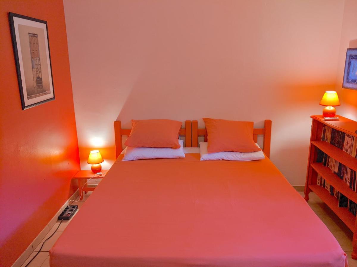 Mangoplaya Villa Deshaies Room photo